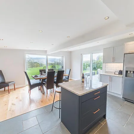 Cedar Wood 別荘 コニストン