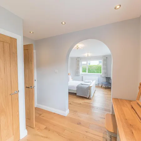 Cedar Wood * コニストン