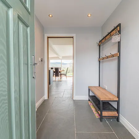 Ferienhaus Cedar Wood *